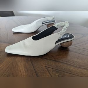 L'Intervalle White Leather Slingback Globe Heel in Size 39 EU (US 8)